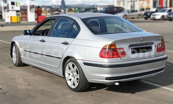 Acheter Occasion Voiture BMW 3–Series Gris à Antananarivo, Analamanga Acheter Occasion Voiture BMW 3–Series Gris à Antananarivo, Analamanga