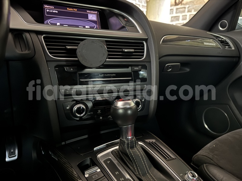 Big with watermark audi s4 analamanga antananarivo 9304