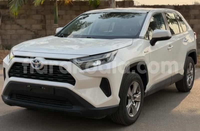 Big with watermark toyota rav4 analamanga antananarivo 9305