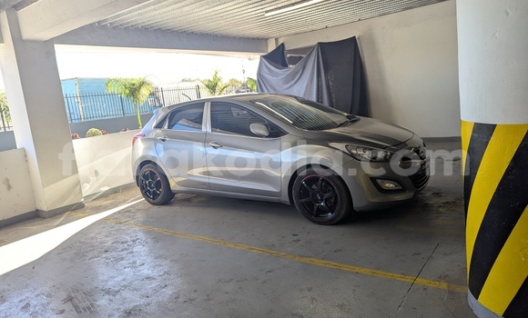 Buy Used Hyundai i30 Silver Car in Antananarivo in Analamanga Buy Used Hyundai i30 Silver Car in Antananarivo in Analamanga