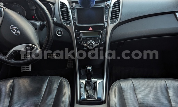 Buy Used Hyundai i30 Silver Car in Antananarivo in Analamanga Buy Used Hyundai i30 Silver Car in Antananarivo in Analamanga