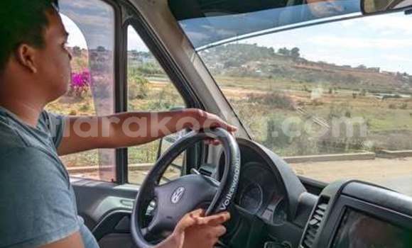 Buy Used Toyota Hilux Other Car in Antananarivo in Analamanga Buy Used Toyota Hilux Other Car in Antananarivo in Analamanga