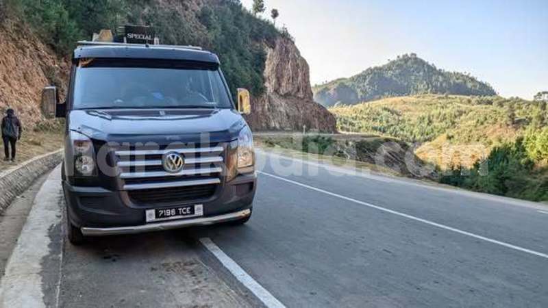 Big with watermark toyota hilux analamanga antananarivo 9313