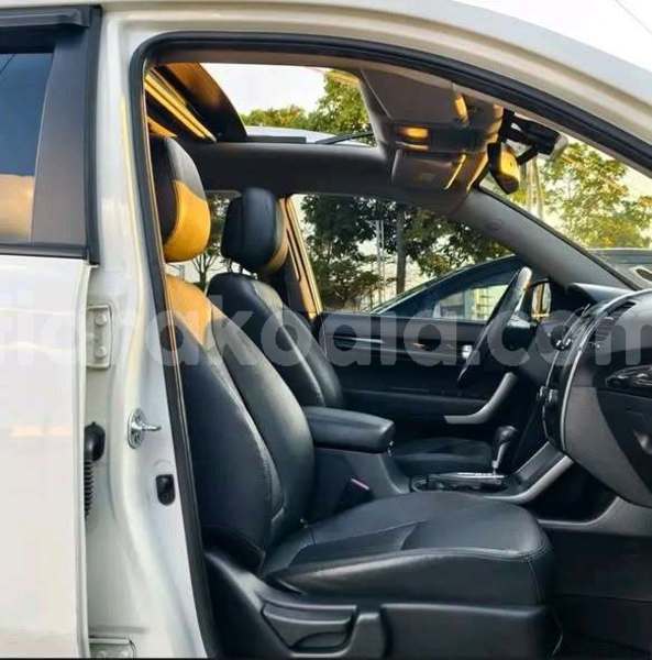 Big with watermark kia sorento analamanga antananarivo 9319