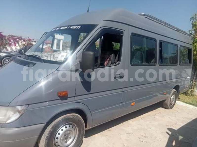 Big with watermark mitsubishi airtrek analamanga antananarivo 9322