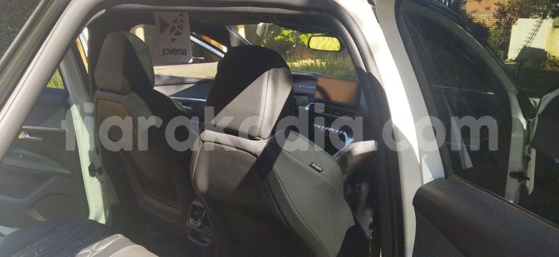 Big with watermark peugeot 3008 analamanga antananarivo 9326