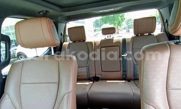 Buy Used Toyota Tundra White Car in Antananarivo in Analamanga Buy Used Toyota Tundra White Car in Antananarivo in Analamanga