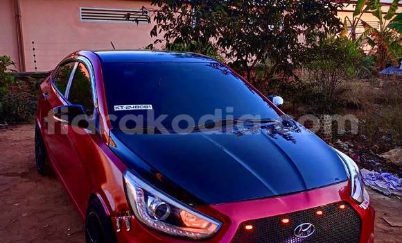 Buy Used Hyundai Accent Red Car in Antananarivo in Analamanga Buy Used Hyundai Accent Red Car in Antananarivo in Analamanga