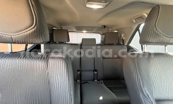 Buy Used Toyota Fortuner Silver Car in Antananarivo in Analamanga Buy Used Toyota Fortuner Silver Car in Antananarivo in Analamanga
