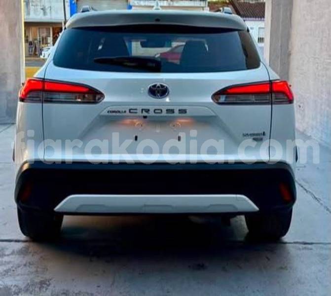 Big with watermark toyota corolla cross analamanga antananarivo 9336