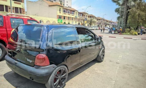 Buy Used Renault Twingo Black Car in Antananarivo in Analamanga Buy Used Renault Twingo Black Car in Antananarivo in Analamanga