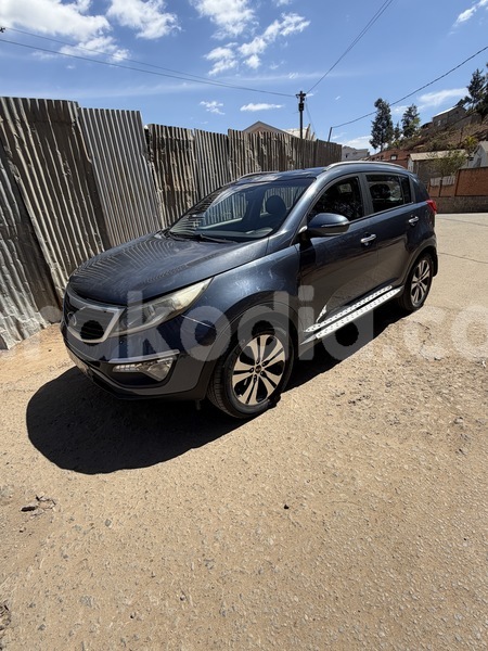 Big with watermark kia sportage analamanga antananarivo 9342