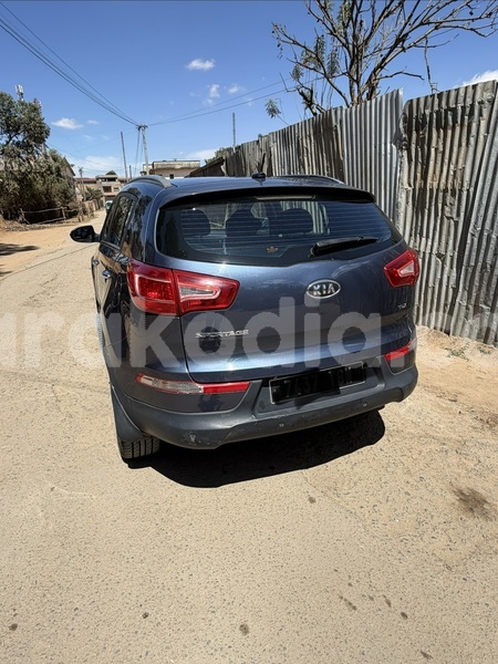 Big with watermark kia sportage analamanga antananarivo 9342