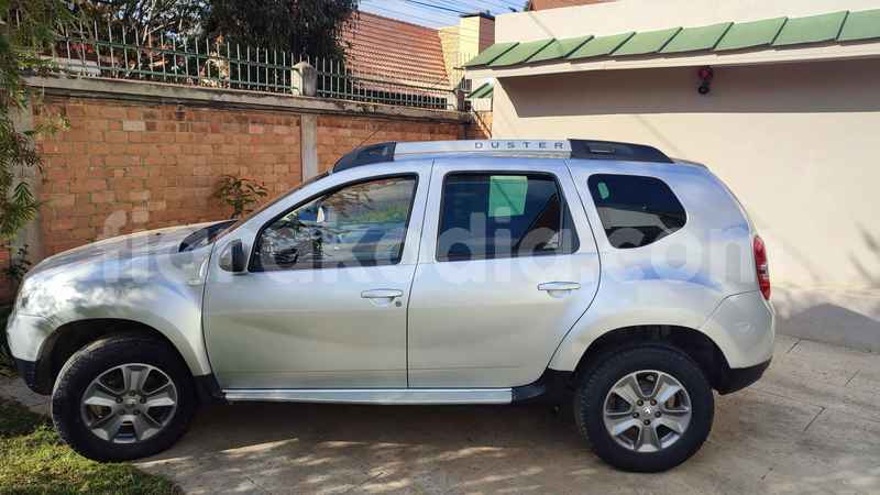 Big with watermark renault duster analamanga antananarivo 9346