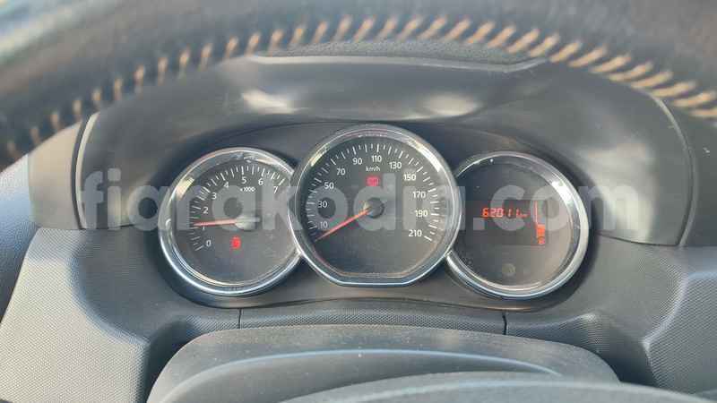 Big with watermark renault duster analamanga antananarivo 9346