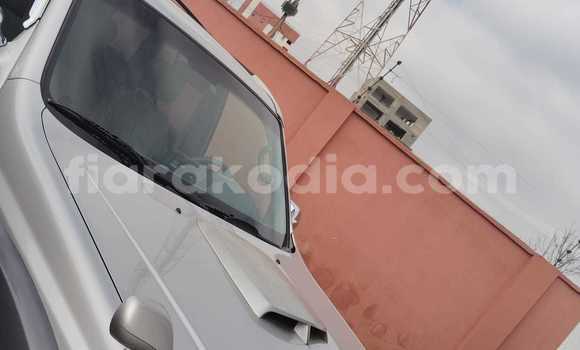 Acheter Occasion Voiture Hyundai Terracan Gris à Antananarivo, Analamanga Acheter Occasion Voiture Hyundai Terracan Gris à Antananarivo, Analamanga