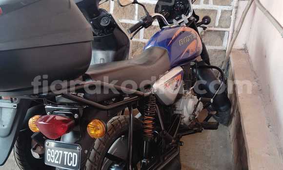 Acheter Occasion Moto Bajaj CT Bleu à Antananarivo, Analamanga