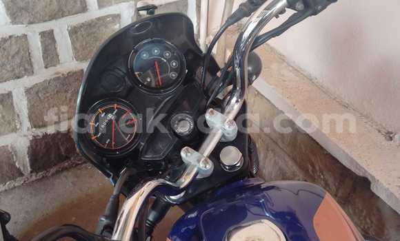 Acheter Occasion Moto Bajaj CT Bleu à Antananarivo, Analamanga Acheter Occasion Moto Bajaj CT Bleu à Antananarivo, Analamanga
