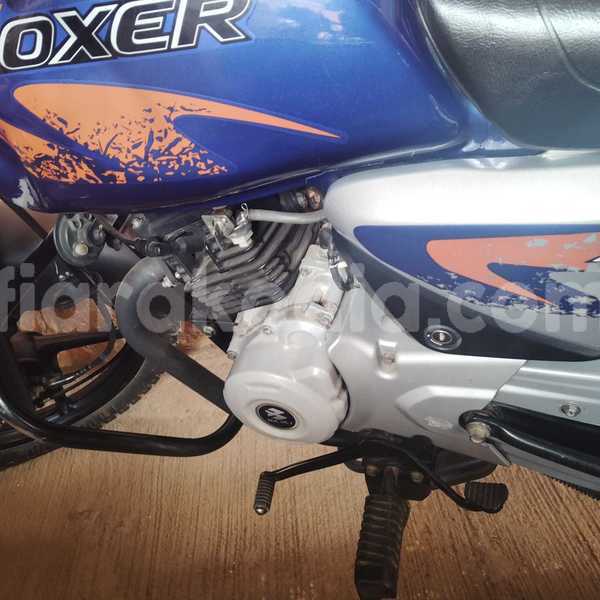 Big with watermark bajaj ct analamanga antananarivo 9348