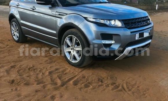 Acheter Occasion Voiture Range Rover Evoque Gris à Antananarivo, Analamanga Acheter Occasion Voiture Range Rover Evoque Gris à Antananarivo, Analamanga