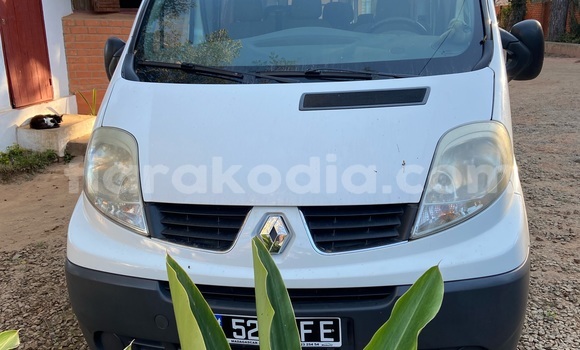 Acheter Occasion Voiture Renault 10 Blanc à Fianarantsoa, Haute Matsiatra