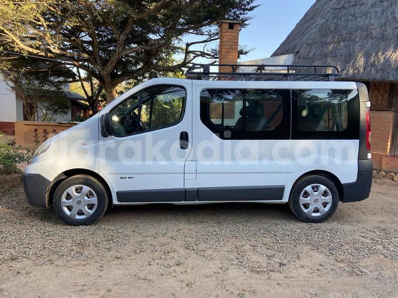 Big with watermark renault 10 haute matsiatra fianarantsoa 9351