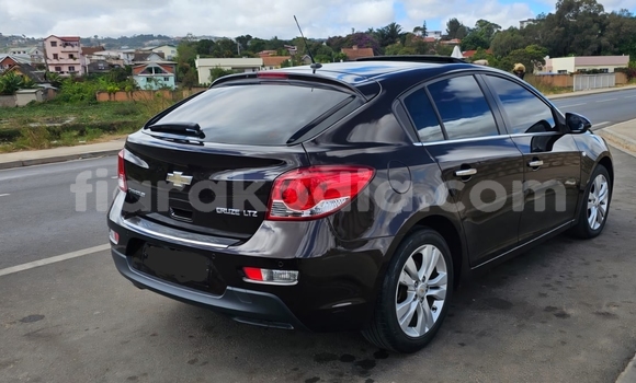 Acheter Occasion Voiture Chevrolet Cruze Marron à Antananarivo, Analamanga Acheter Occasion Voiture Chevrolet Cruze Marron à Antananarivo, Analamanga