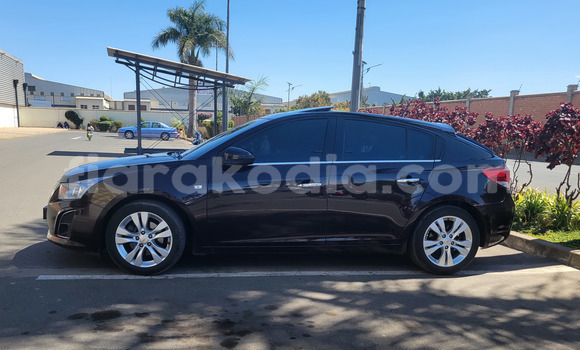 Buy Used Chevrolet Cruze Brown Car in Antananarivo in Analamanga