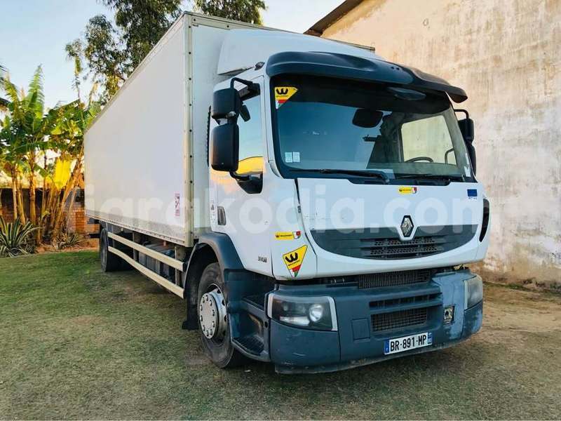 Big with watermark renault 370 dci analamanga antananarivo 9363