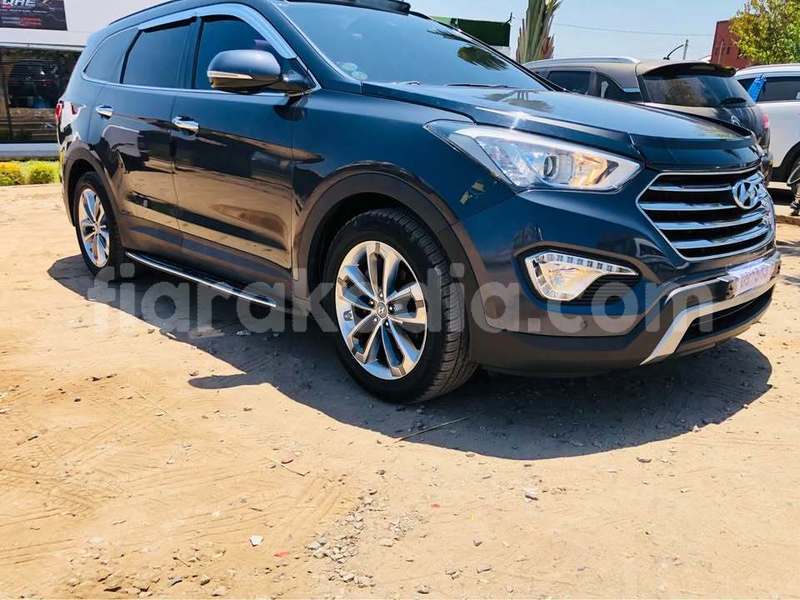 Big with watermark hyundai santa fe analamanga antananarivo 9365
