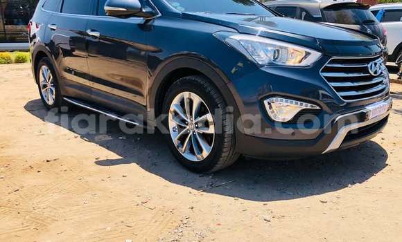 Acheter Occasion Voiture Hyundai Santa Fe Noir à Antananarivo, Analamanga Acheter Occasion Voiture Hyundai Santa Fe Noir à Antananarivo, Analamanga