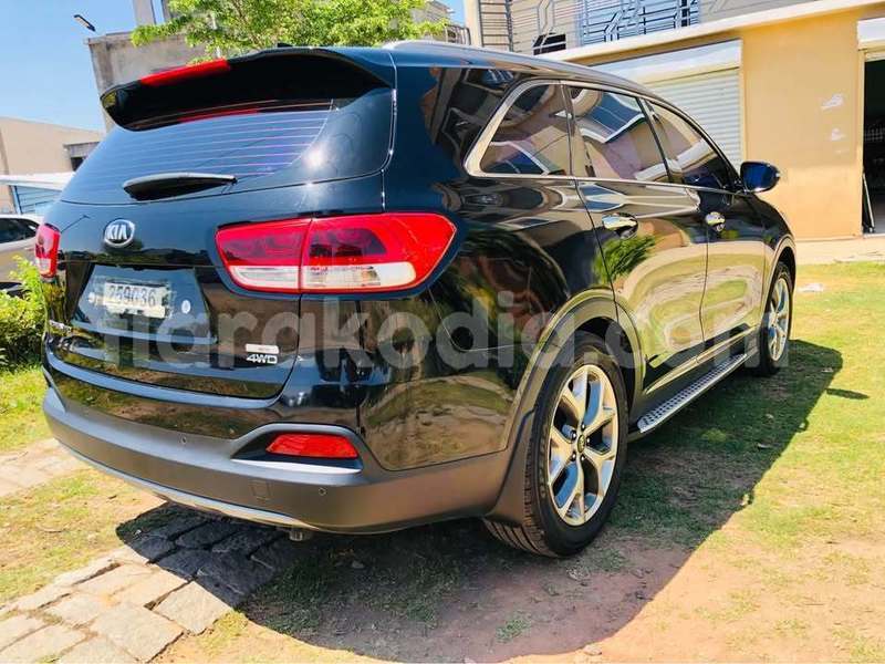 Big with watermark kia sorento analamanga antananarivo 9367