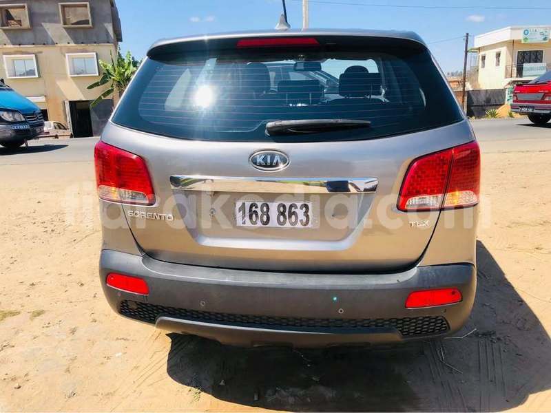 Big with watermark kia sorento itasy arivonimamo 9370