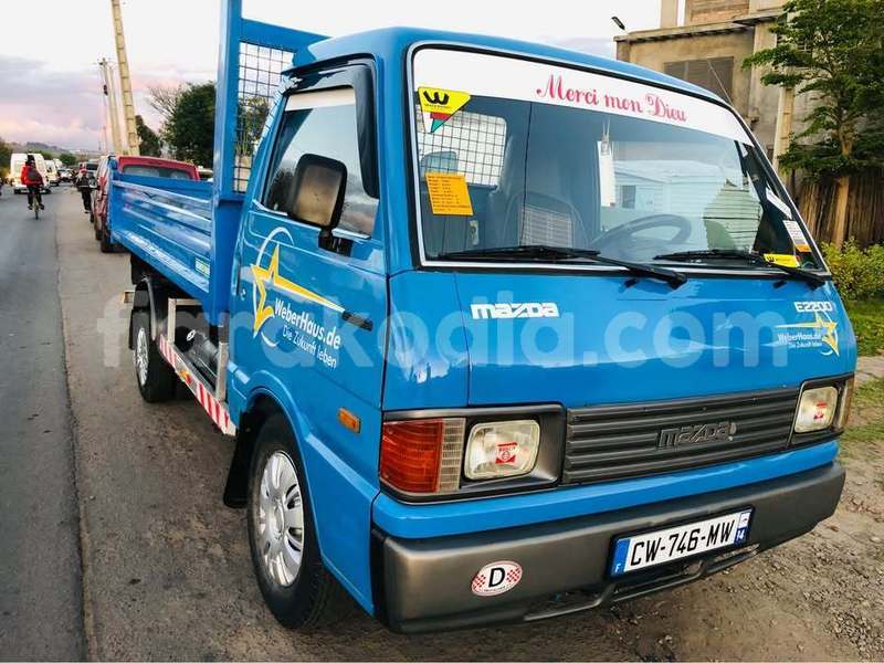 Big with watermark mazda bongo analamanga antananarivo 9372