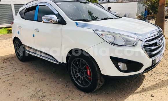 Acheter Occasion Voiture Hyundai Tucson Blanc à Import - Dubai, Diana