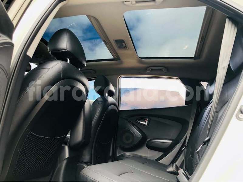 Big with watermark hyundai tucson diana import dubai 9374