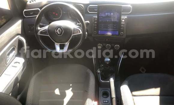 Acheter Occasion Voiture Renault Duster Blanc à Antananarivo, Analamanga Acheter Occasion Voiture Renault Duster Blanc à Antananarivo, Analamanga