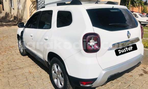 Acheter Occasion Voiture Renault Duster Blanc à Antananarivo, Analamanga Acheter Occasion Voiture Renault Duster Blanc à Antananarivo, Analamanga