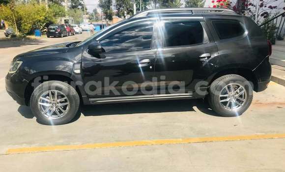 Buy Used Renault Duster White Car in Arivonimamo in Itasy Buy Used Renault Duster White Car in Arivonimamo in Itasy