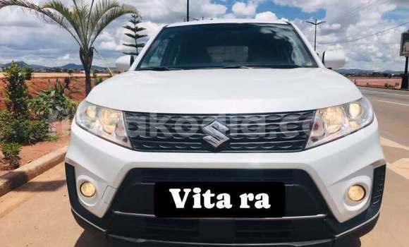 Acheter Occasion Voiture Suzuki Vitara Blanc à Antananarivo, Analamanga