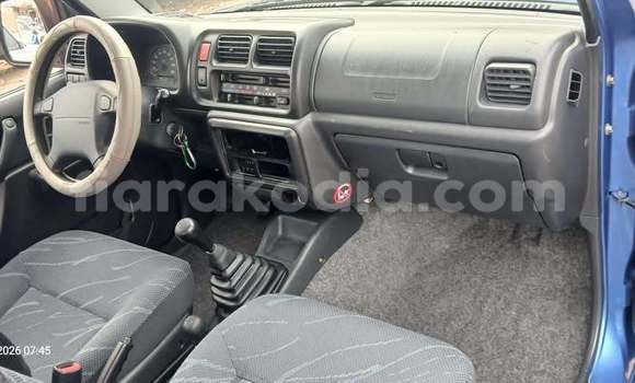 Buy Used Suzuki APV Blue Car in Antsohihy in Sofia Buy Used Suzuki APV Blue Car in Antsohihy in Sofia