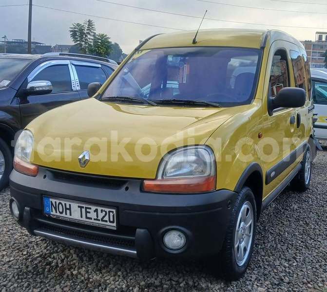 Big with watermark renault kangoo analamanga antananarivo 9389