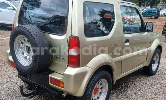 Buy Used Suzuki Jimny Silver Car in Antananarivo in Analamanga Buy Used Suzuki Jimny Silver Car in Antananarivo in Analamanga