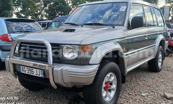 Buy Used Mitsubishi Pajero Black Car in Antananarivo in Analamanga Buy Used Mitsubishi Pajero Black Car in Antananarivo in Analamanga
