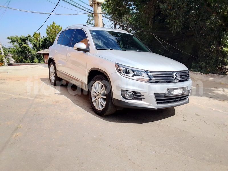 Big with watermark volkswagen tiguan analamanga antananarivo 9393