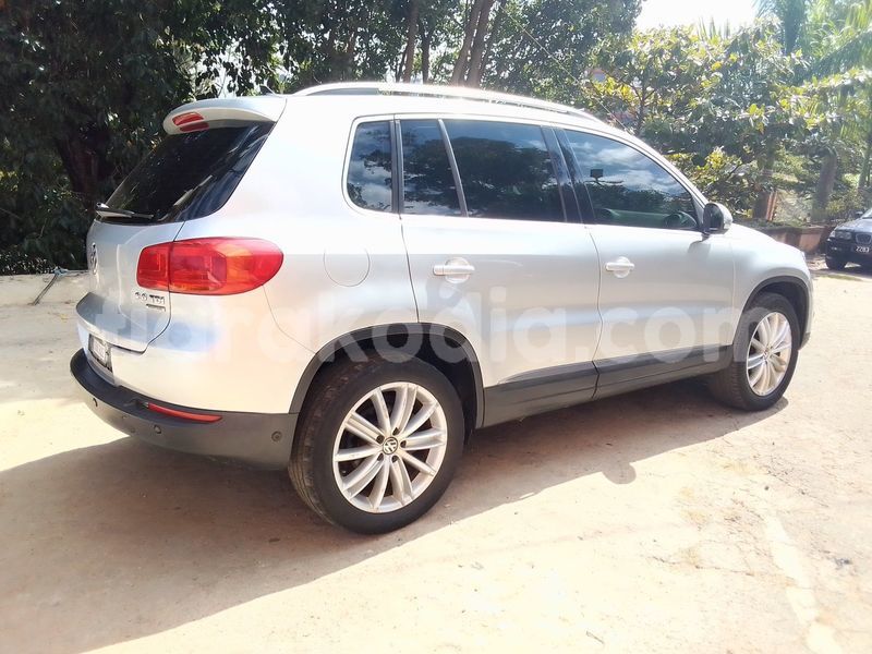 Big with watermark volkswagen tiguan analamanga antananarivo 9393