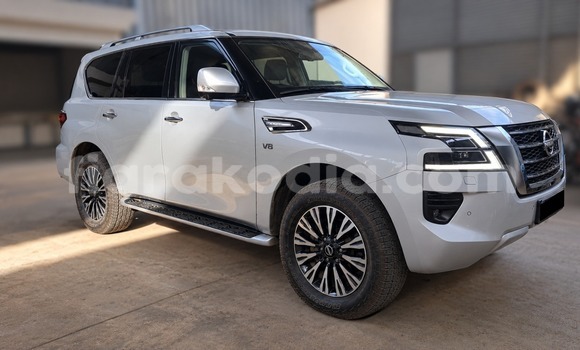 Buy Used Nissan Patrol Silver Car in Antananarivo in Analamanga Buy Used Nissan Patrol Silver Car in Antananarivo in Analamanga