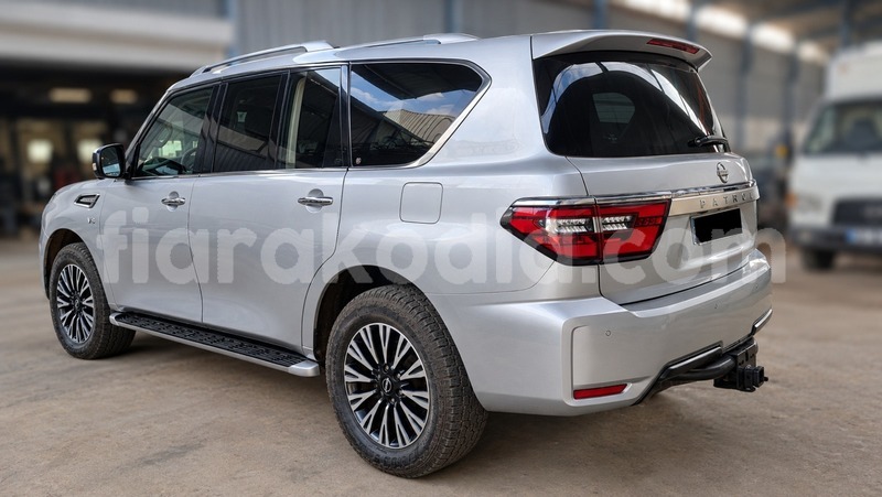 Big with watermark nissan patrol analamanga antananarivo 9395