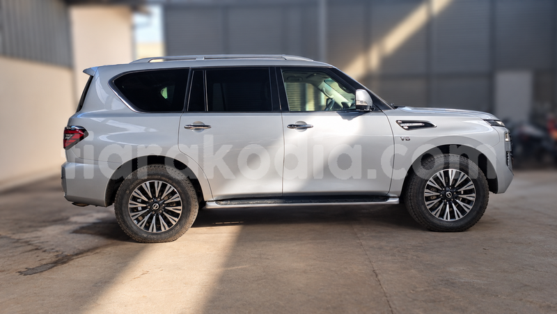 Big with watermark nissan patrol analamanga antananarivo 9395