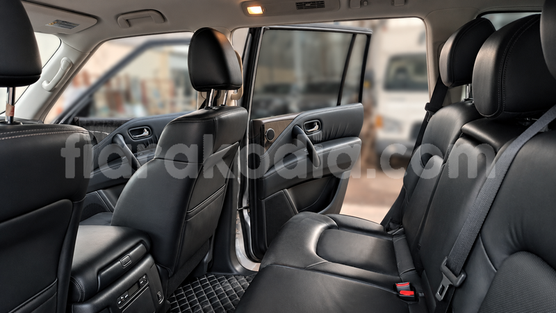 Big with watermark nissan patrol analamanga antananarivo 9395